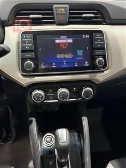 Nissan Versa